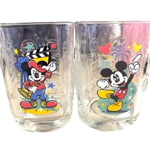 Vintage Walt Disney World’s commemorative 2000 glasses